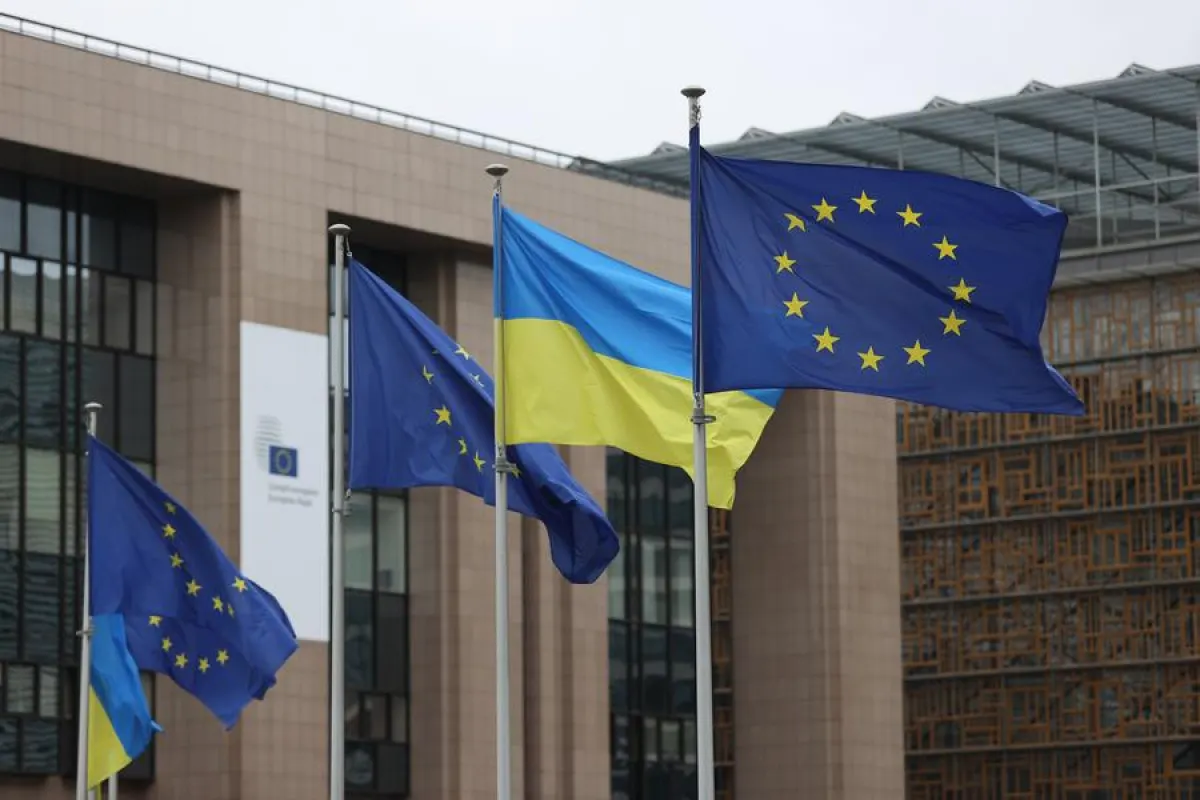 Председатель Европейского совета Антониу Кошта в соцсети X заявил, что Евросоюз продвинулся в реализации стратегии по обеспечению «справедливого и устойчивого мира» в Украине, основанной на поддержке Киева и усилении давления на Россию.