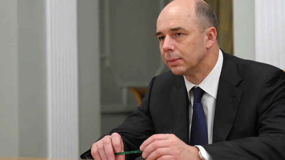 По словам министра, нейросети помогают оптимизировать распределение средств и выявлять неплательщиков, но окончательные решения принимают люди. Применение ИИ расширяют на фоне рекордного дефицита бюджетной системы.