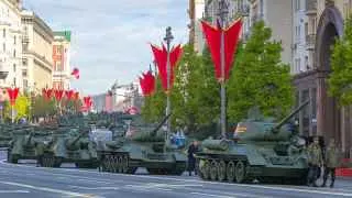Даже после прекращения боевых действий военный след в российской экономике останется на десятилетия: усилившаяся сырьевая зависимость, деформированный рынок труда, мобилизационная модель управления и растущий технологический разрыв потребуют осмысленной политики переходного периода, ориентированной на интересы «середняков», а не только на макроцифры.