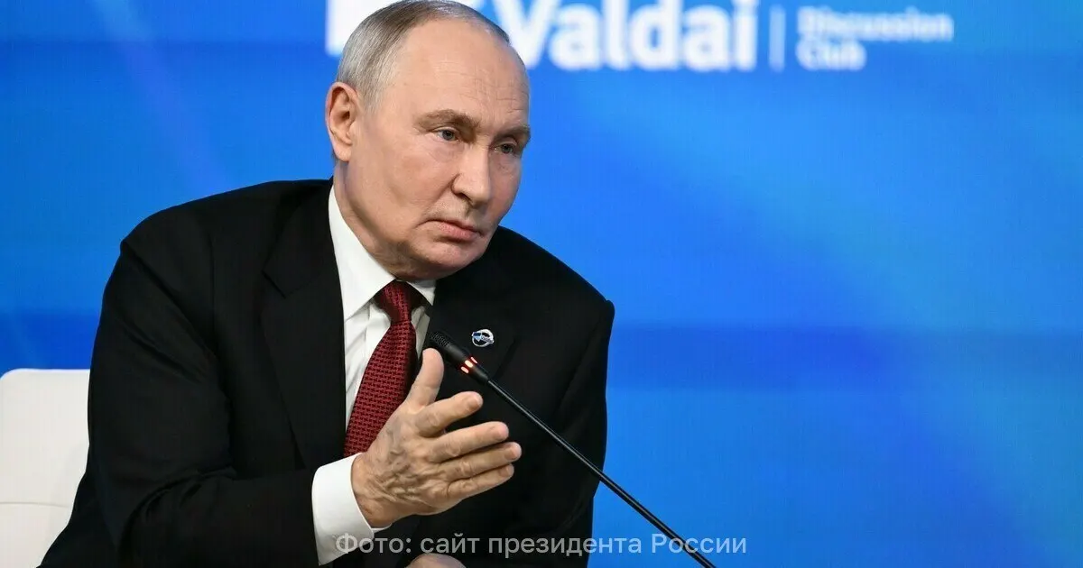 Президент сообщил, что граждане пришли голосовать, невзирая на внешние угрозы.