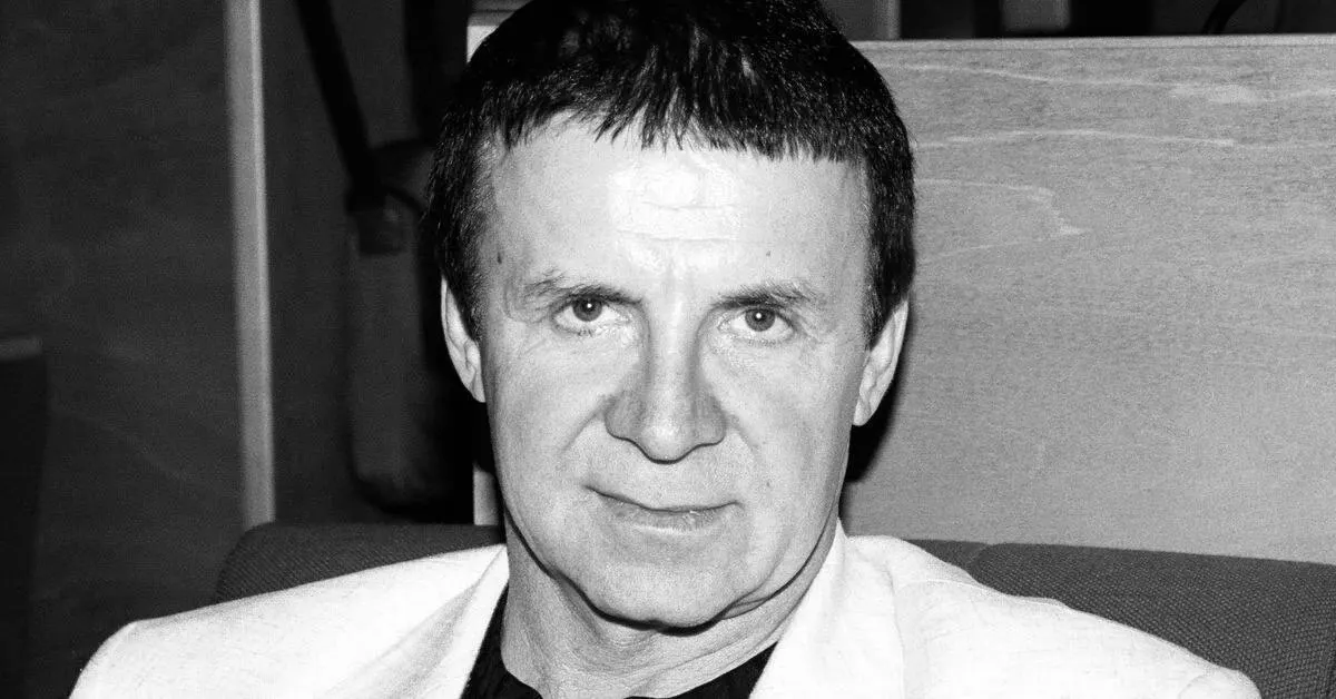 Известный телецелитель Анатолий Кашпировский скончался.