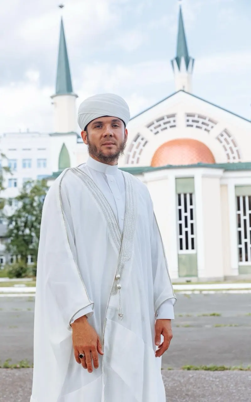 В нескольких городах страны задержаны представители Духовного управления мусульман, в том числе муфтий Мордовии. Официальных комментариев от ДУМ и силовых структур пока нет.