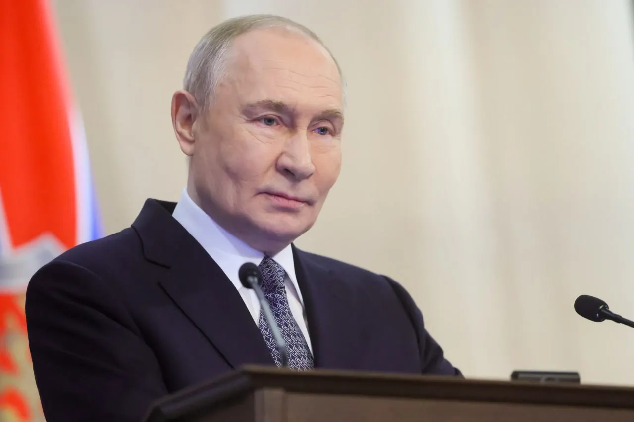 Президент России Владимир Путин прибудет в Казахстан 27–29 мая по приглашению Касым-Жомарта Токаева. В ходе визита запланированы переговоры о дальнейшей кооперации и укреплении союзнических отношений.