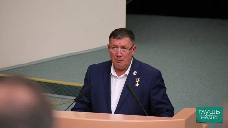 Депутат заявил, что некоторые приобретают сувениры, похожие на государственные награды, выдают себя за участников боевых действий и дискредитируют статус защитников. В РФ пока нет ответственности за ношение муляжей; парламентарии намерены проработать этот вопрос.