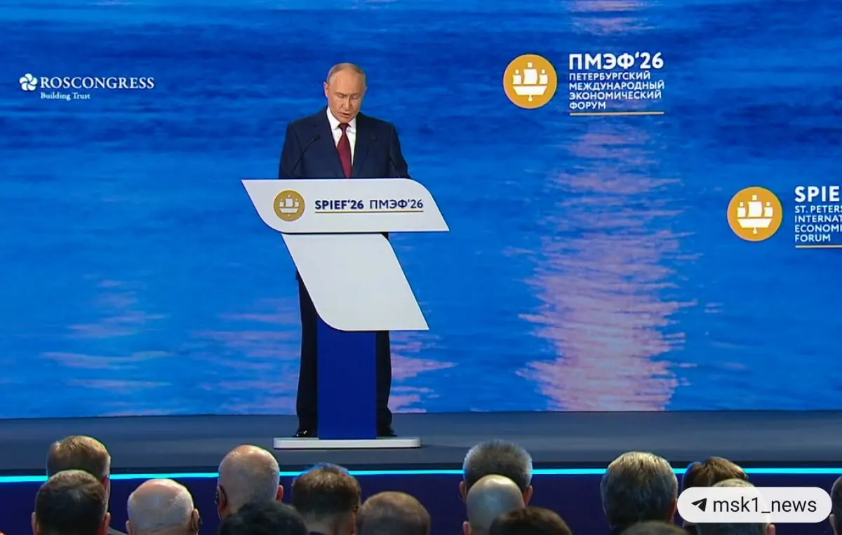 Президент назвал искусственный интеллект, автономные системы и платформенные решения ключевыми технологиями будущего и отметил сильные позиции РФ в атомной отрасли.