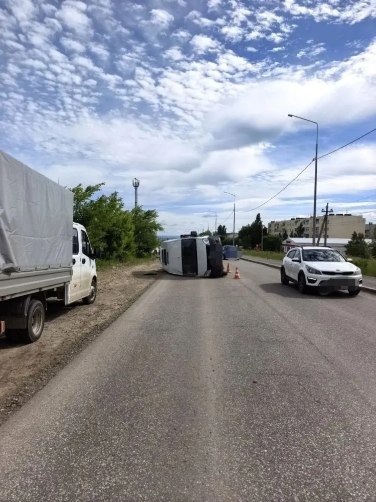 Авария произошла утром на Песчано-Уметской улице; девять пострадавших доставили в медицинские учреждения, обстоятельства выясняет дорожная полиция.