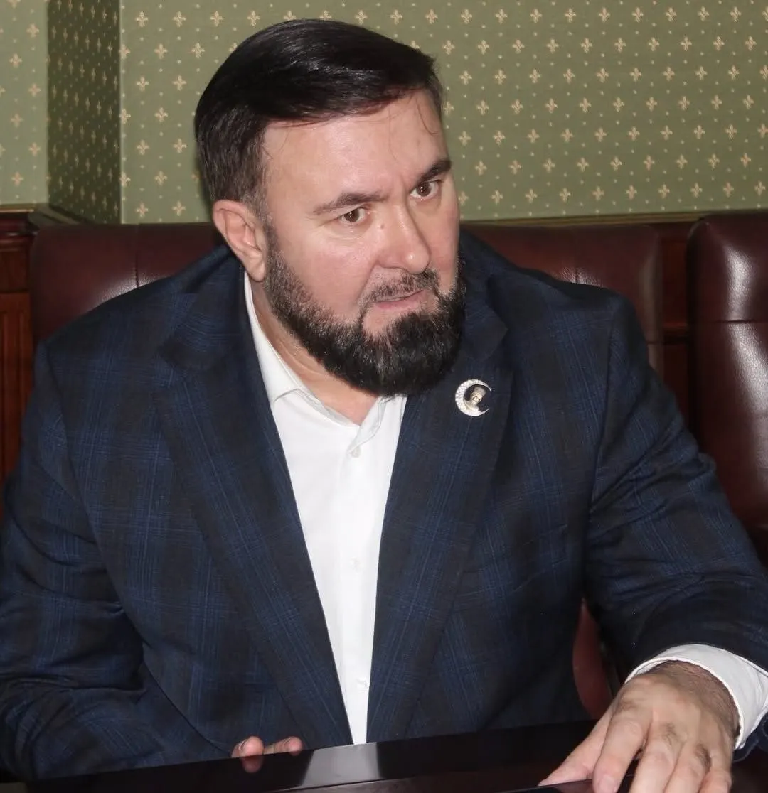 В распоряжении о поощрениях от 26 июня указано о награде Мансура Солтаева — уполномоченного по правам человека Чечни. Ранее ему приписывали давление на правозащитников и публикацию видео с пропавшей девушкой.