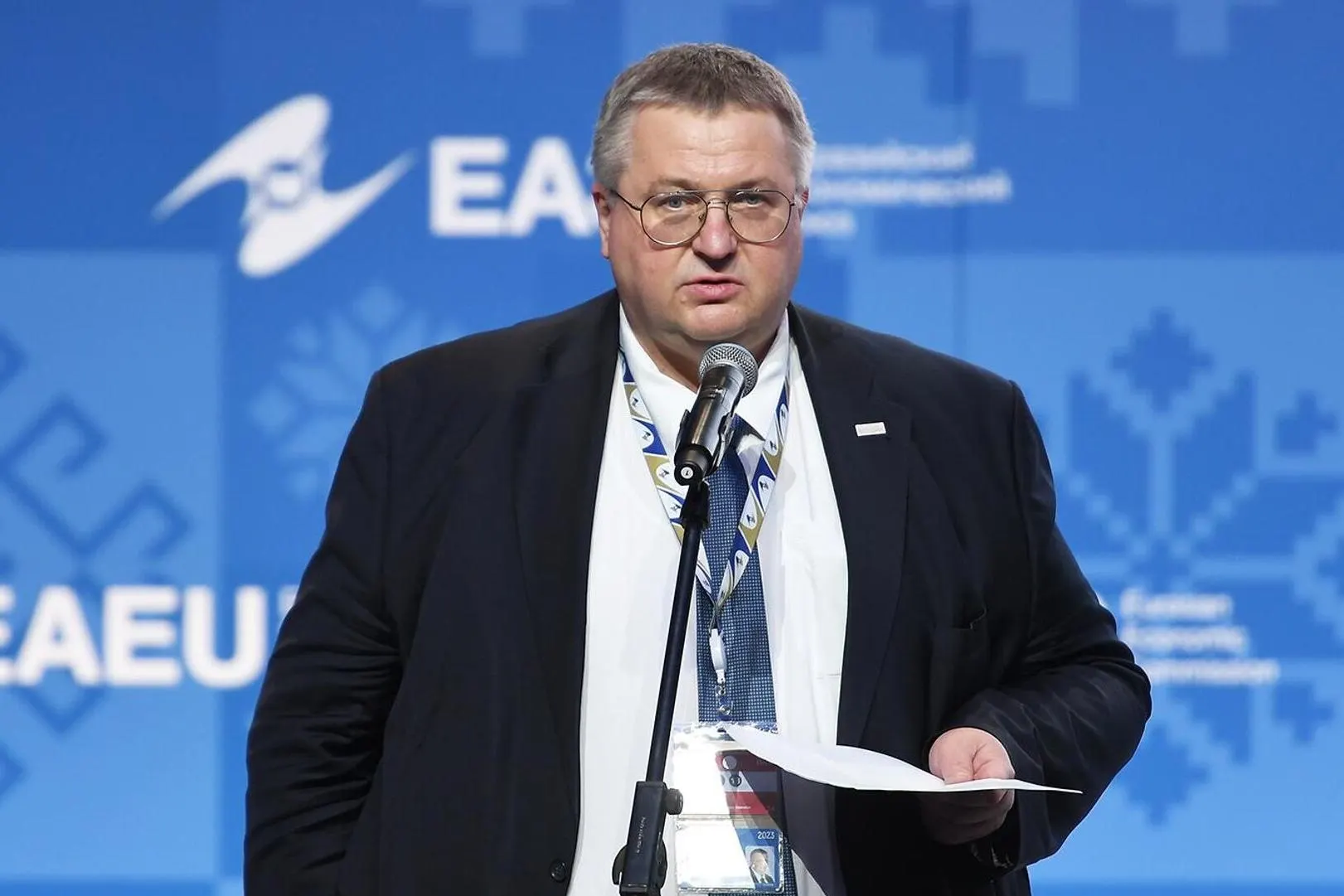 Вице‑премьер РФ заявил, что к декабрю страны ЕАЭС проанализируют, что будет означать приостановка членства Армении. Решения Москвы, по его словам, во многом зависят от итогов предстоящих выборов в Ереване.
