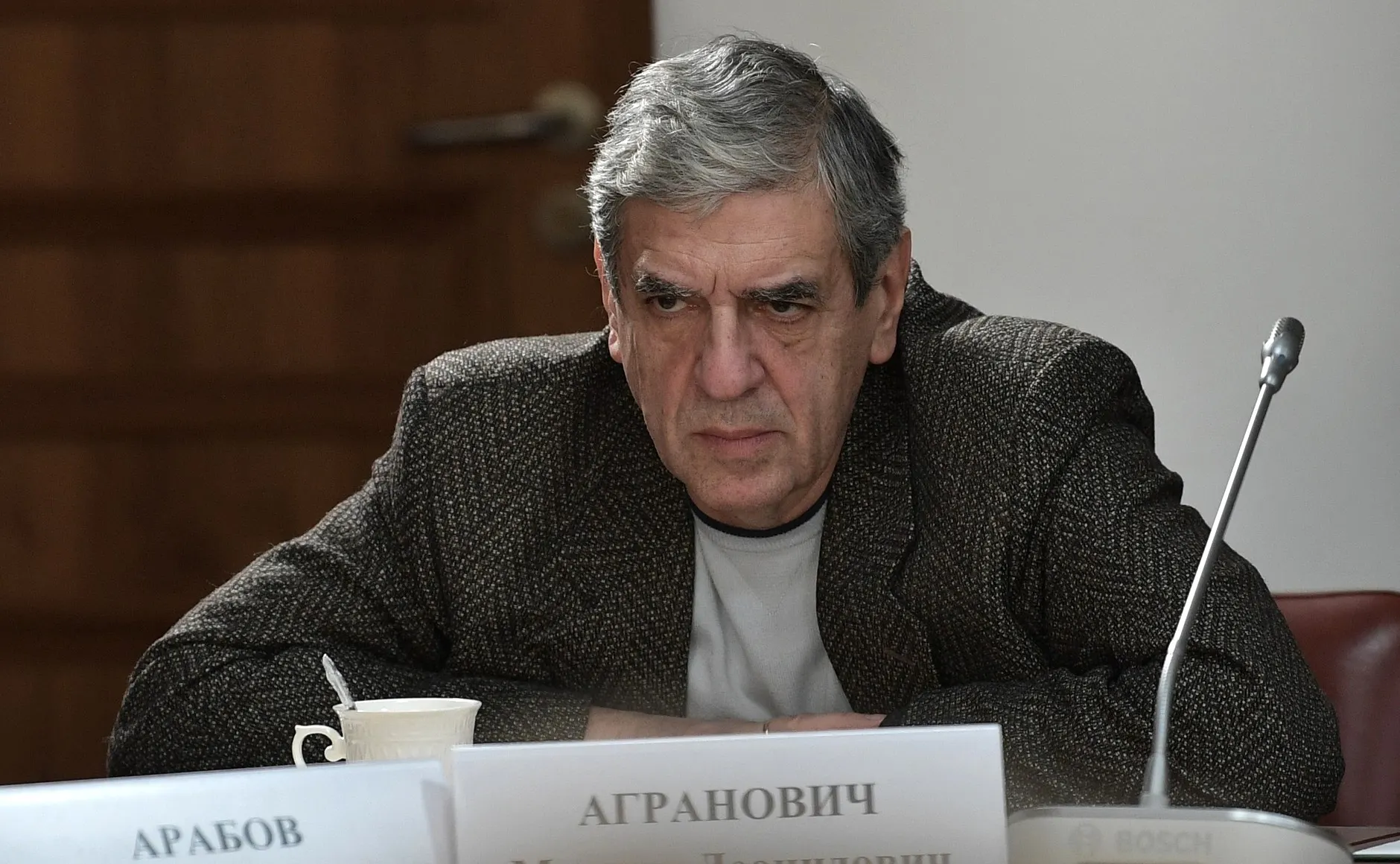 Операторский факультет ВГИК объявил набор в мастерскую режиссёра Михаила Аграновича: учеба с 2027 года будет бесплатной при заключении годичного контракта с Минобороны для службы в войсках беспилотных летательных аппаратов. Ранее похожие предложения делала и другая высшая школа.