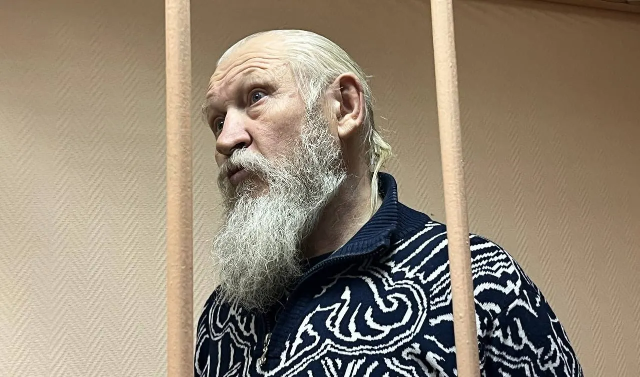 Росфинмониторинг обновил перечень и добавил в него Михаила Александровича Глущенко — бывшего депутата Госдумы, осуждённого за соучастие в убийстве Галины Старовойтовой.