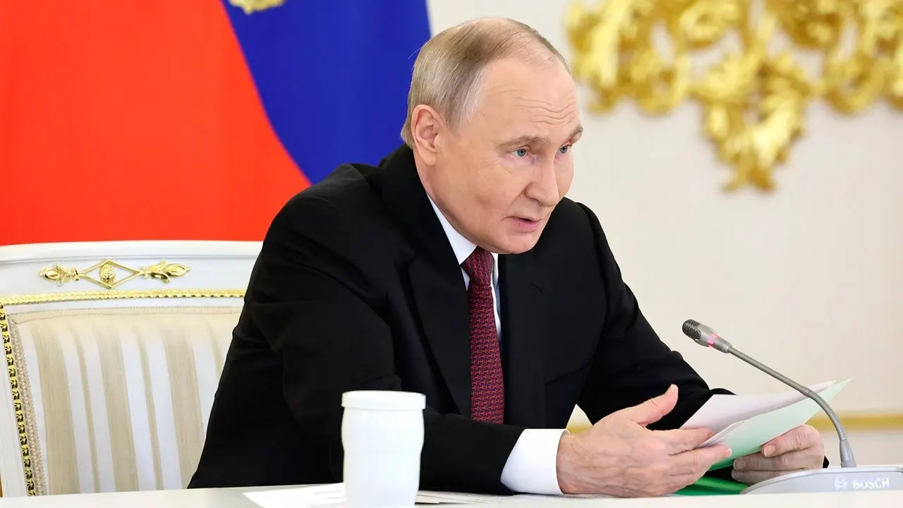 По паритету покупательной способности экономика России занимает 4-е место в мире и лидирует в Европе; власти отмечают более высокие темпы роста по сравнению с ЕС.