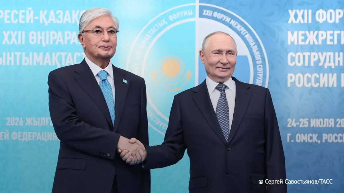 Президент назвал отношения с Казахстаном стратегическими и выступил за усиление взаимодействия Москвы и Астаны в форматах ОДКБ и ЕАЭС.