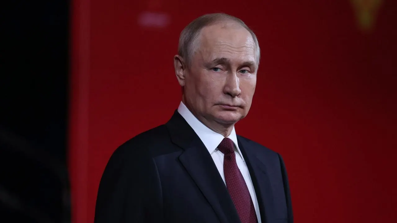 Кремль заявил, что заморозка операций невозможна без выполнения российских условий; Песков отметил, что Путин подробно разъяснил свою позицию.