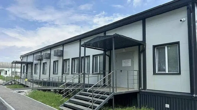 В Ртищеве, Ершове и Екатериновке построят модульные женские консультации на 50 посещений в смену и модернизируют лабораторную базу; про проект рассказал губернатор.