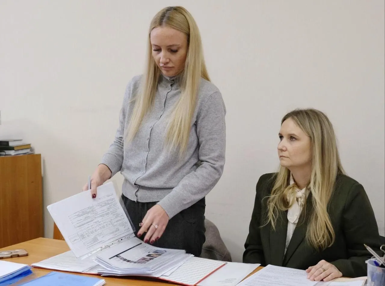 Известные телеведущие и блогеры спорят за репутацию в судебном разбирательстве против психолога.